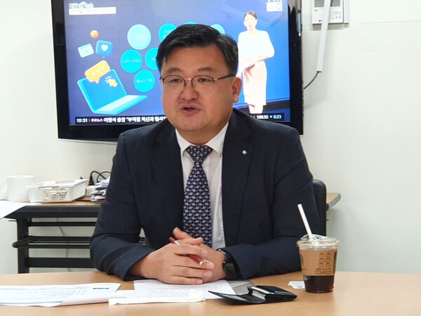 ‘미아 찾는 편의점’ ‘내 눈이 되어준 앱’ ... 기업이 사회문제 해결사로