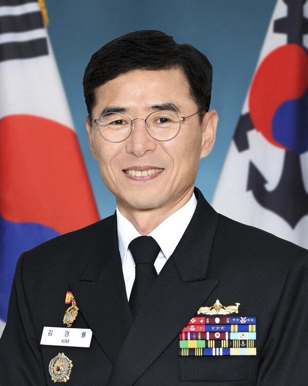 해군교육사령관 강정호 중장·해군사관학교장 김경률 중장·해군잠수함사령관 강동구 소장 취임